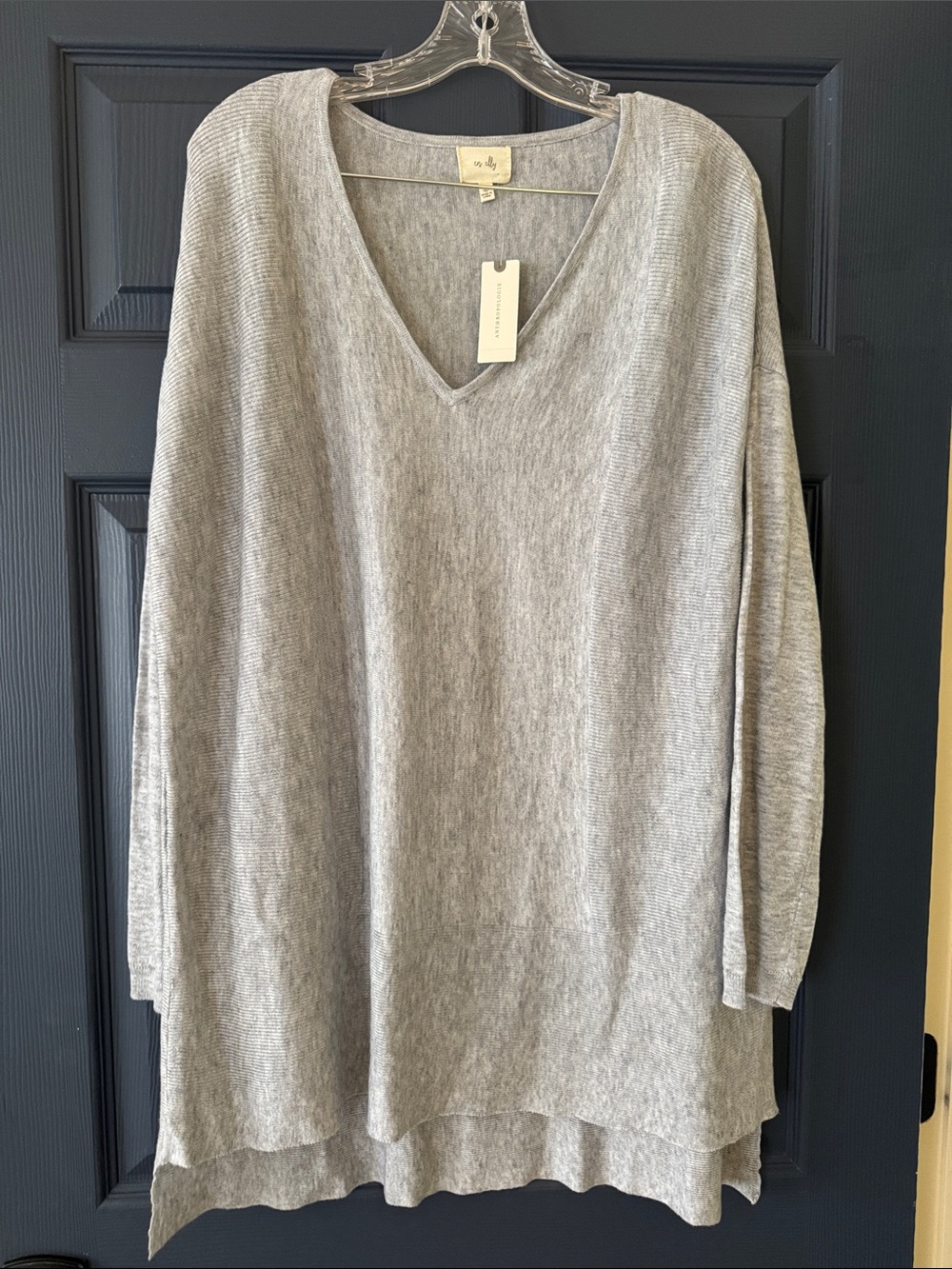 Cozy V-Neck Tunic Sweater in Light Gray - Soft Knit